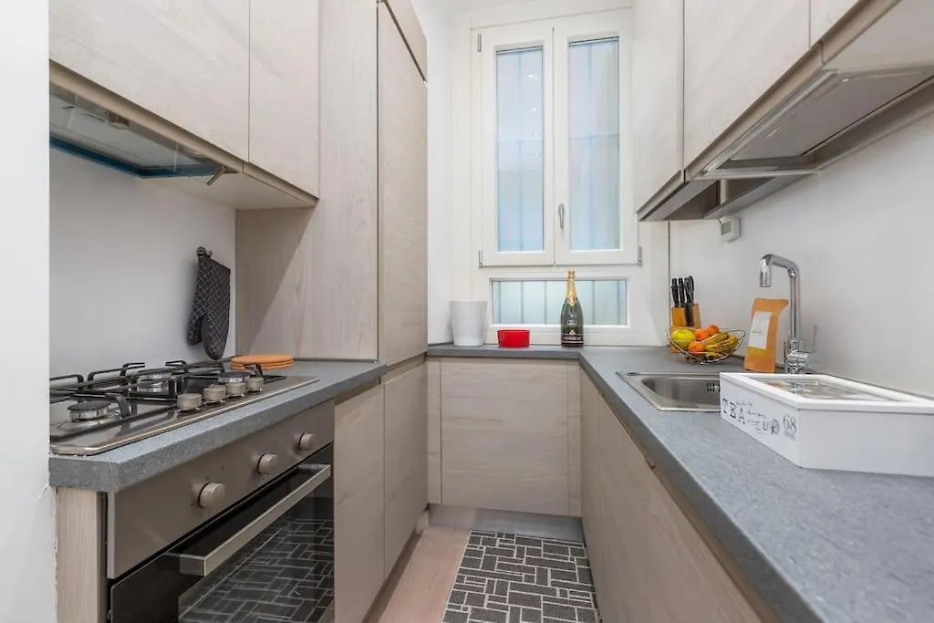 Meravigliosa Suite In Brera, Moscova M2 Milan Apartment