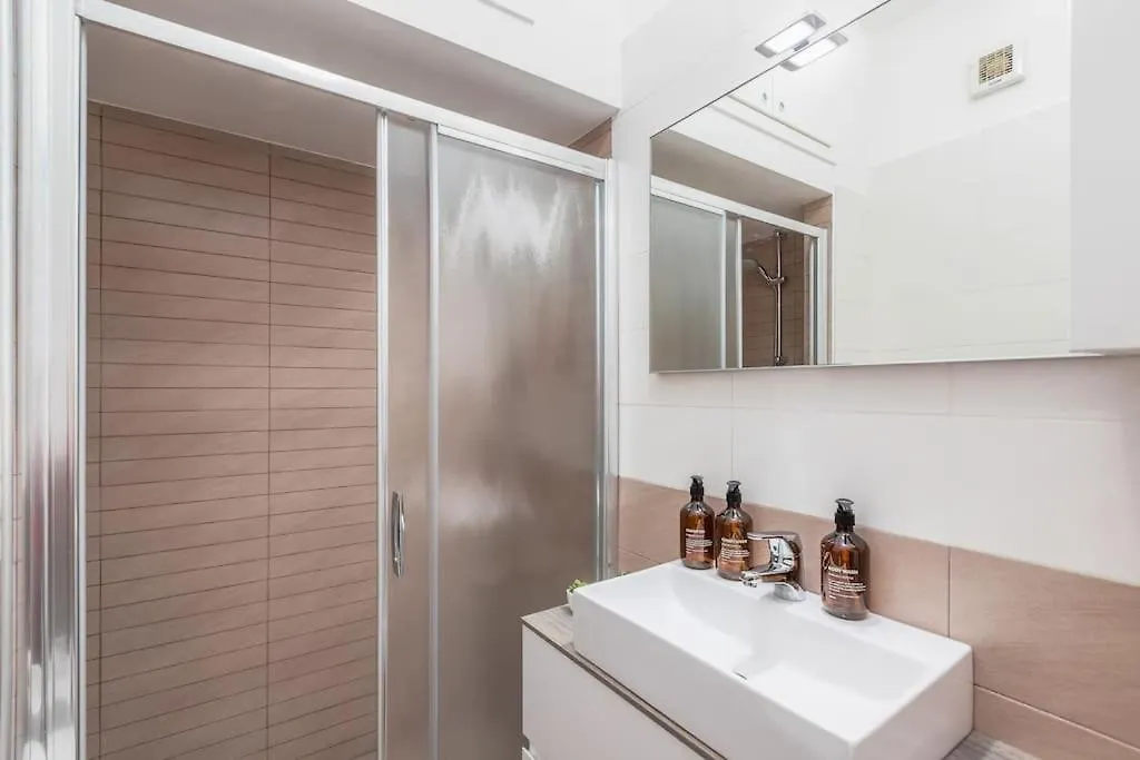 Apartment Meravigliosa Suite In Brera, Moscova M2 Milan Italy